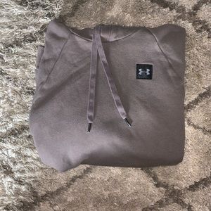 Under Armour Sweatshirt